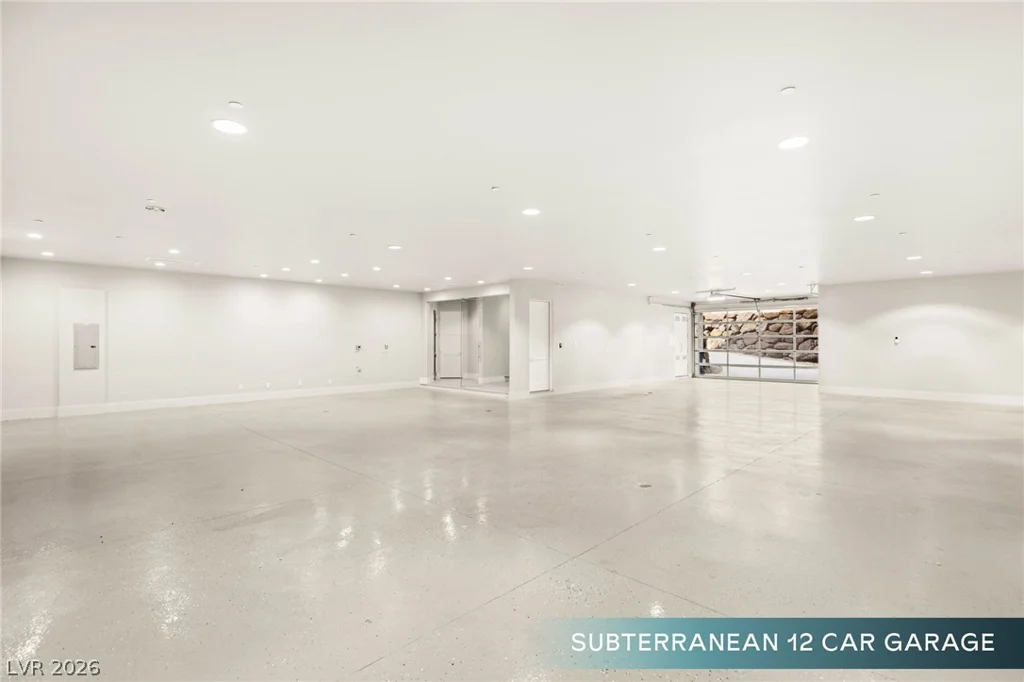 586 Lairmont, Henderson, NV 89012