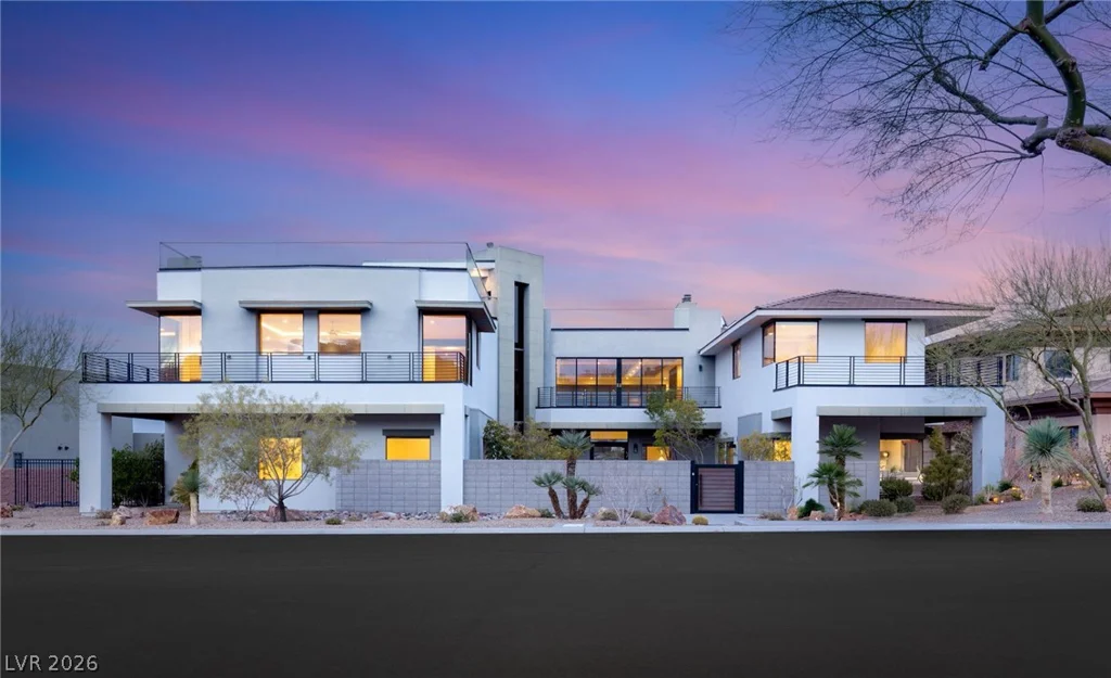 586 Lairmont, Henderson, NV 89012