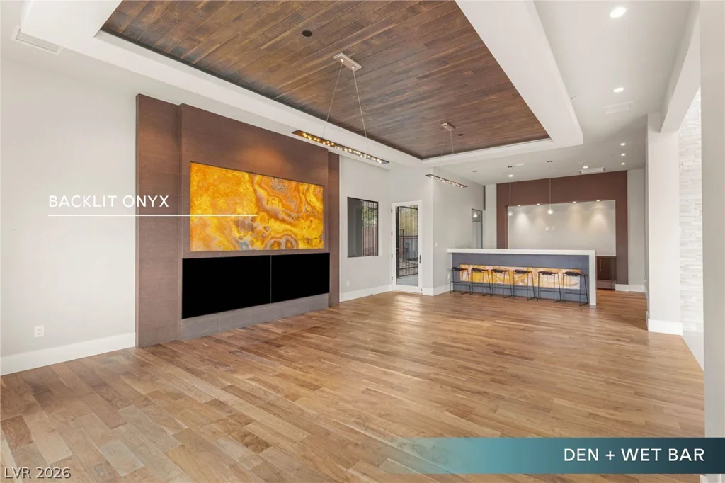 586 Lairmont, Henderson, NV 89012