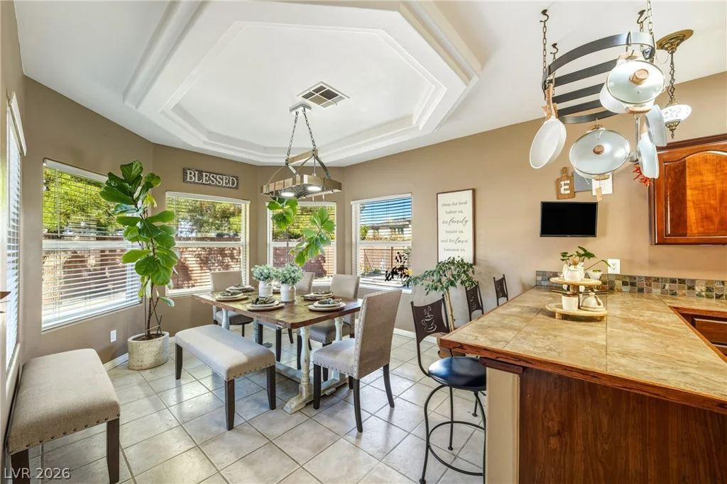 274 Doobie, Las Vegas, NV 89183