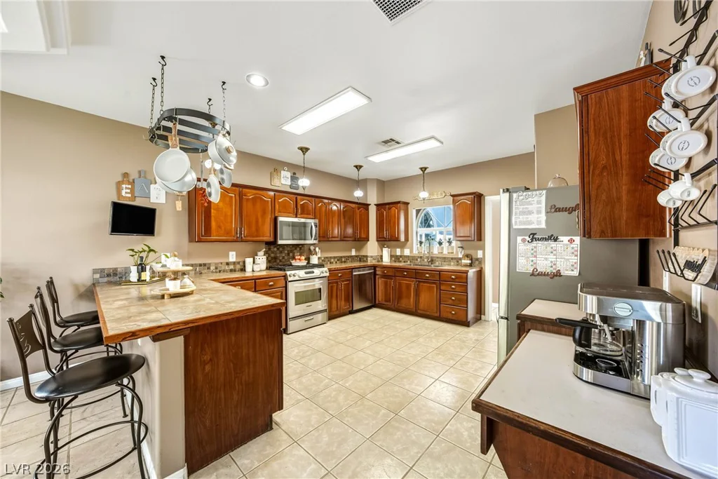 274 Doobie, Las Vegas, NV 89183