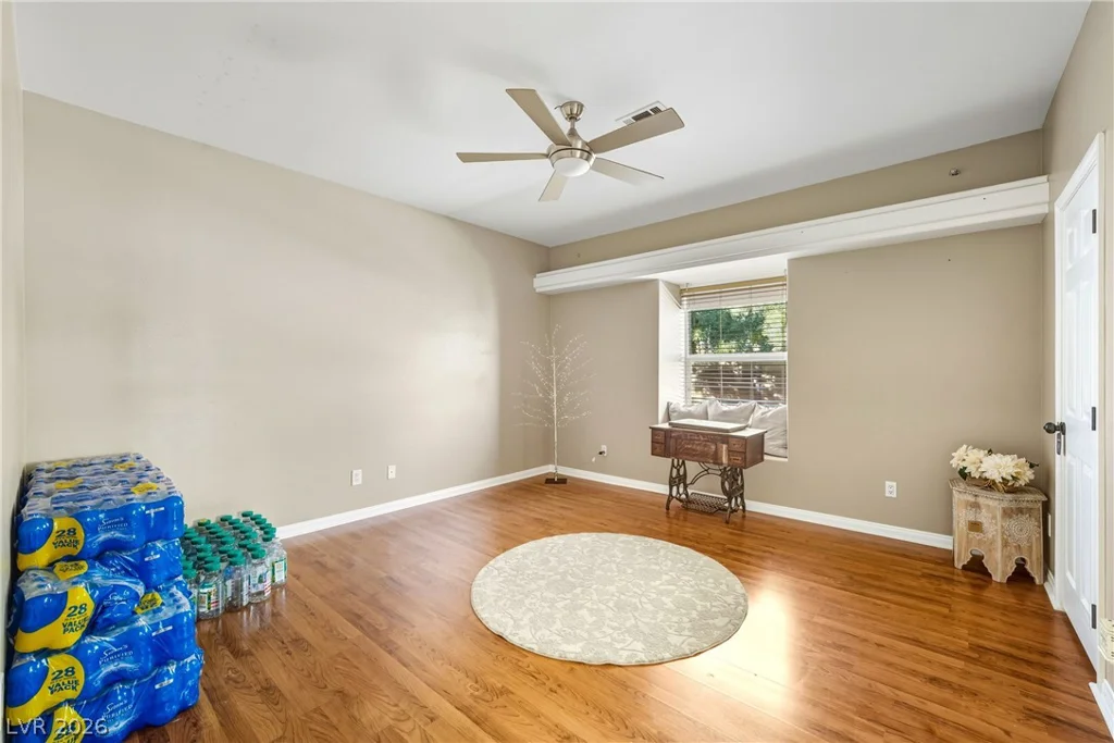 274 Doobie, Las Vegas, NV 89183