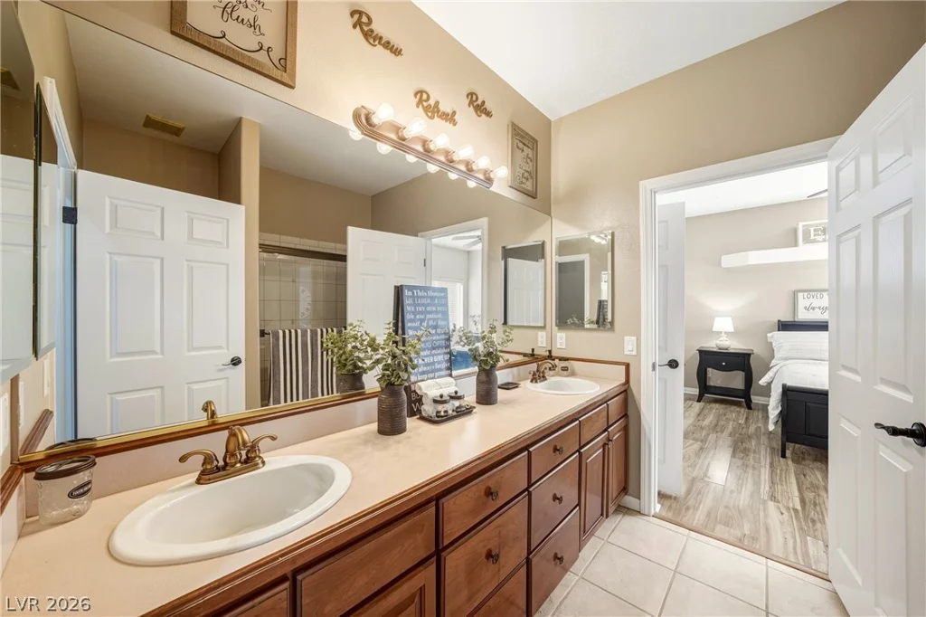274 Doobie, Las Vegas, NV 89183