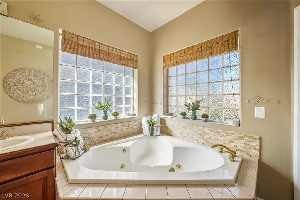 274 Doobie, Las Vegas, NV 89183