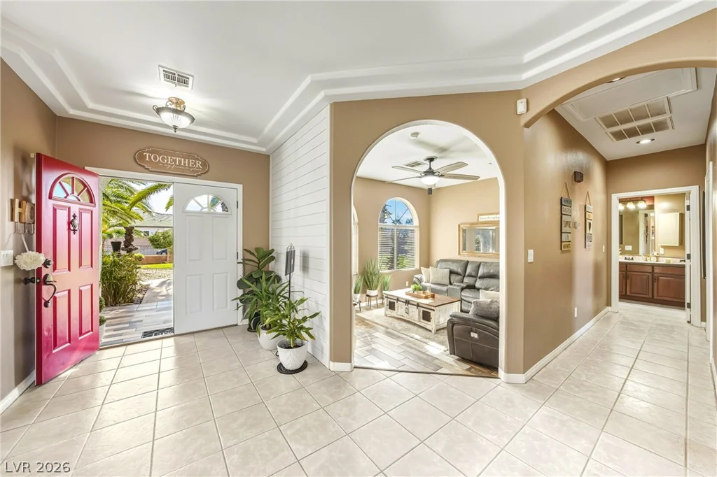 274 Doobie, Las Vegas, NV 89183