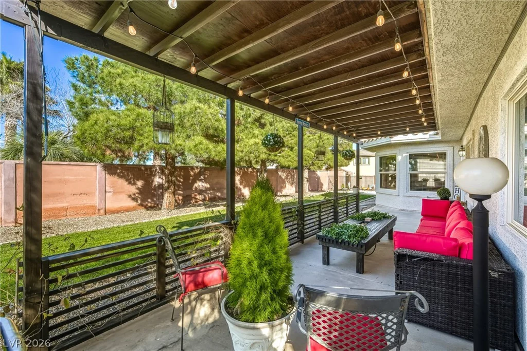 274 Doobie, Las Vegas, NV 89183