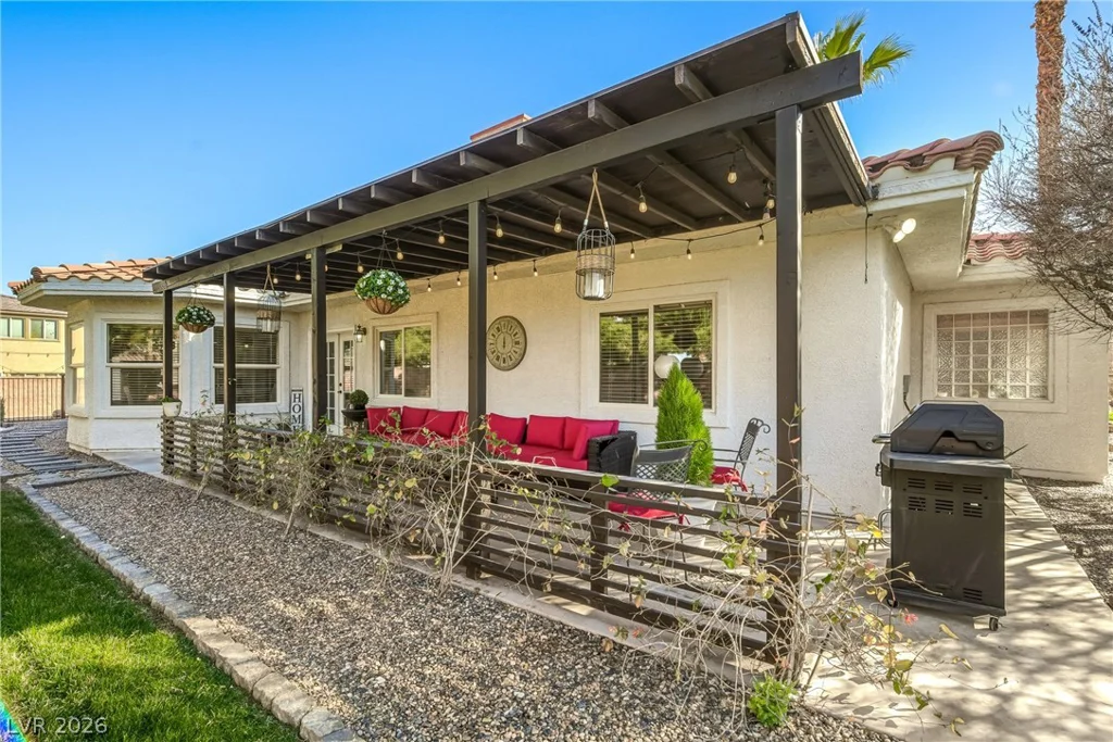274 Doobie, Las Vegas, NV 89183