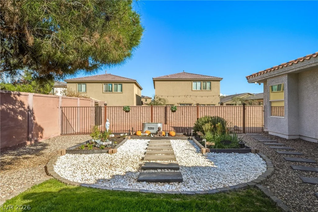 274 Doobie, Las Vegas, NV 89183
