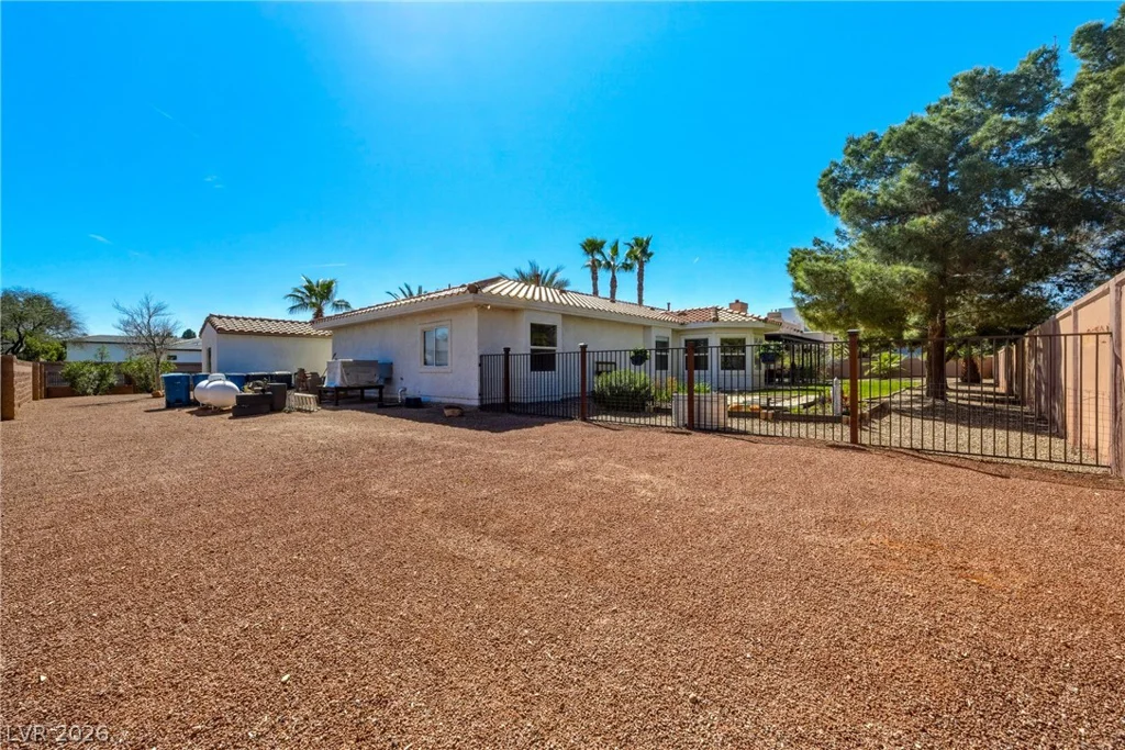 274 Doobie, Las Vegas, NV 89183