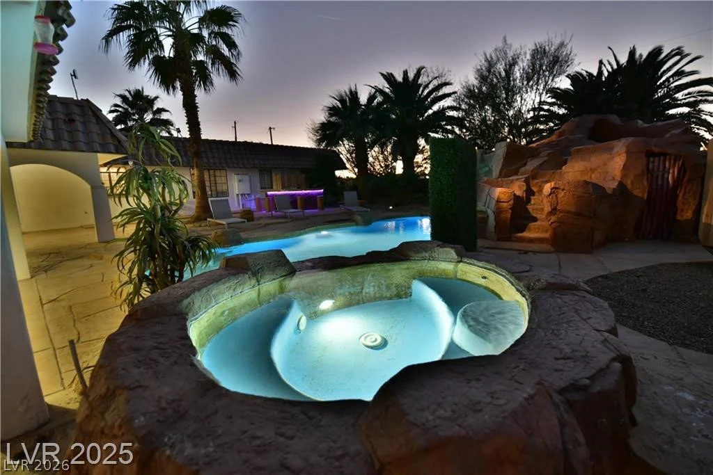 2926 Eldorado, Las Vegas, NV 89120