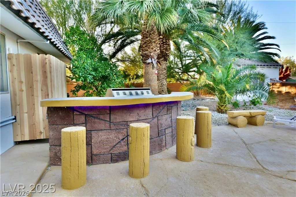 2926 Eldorado, Las Vegas, NV 89120