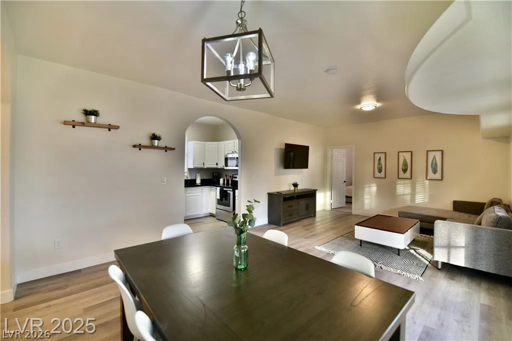 2926 Eldorado, Las Vegas, NV 89120