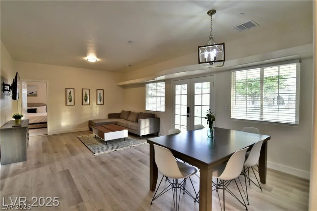 2926 Eldorado, Las Vegas, NV 89120