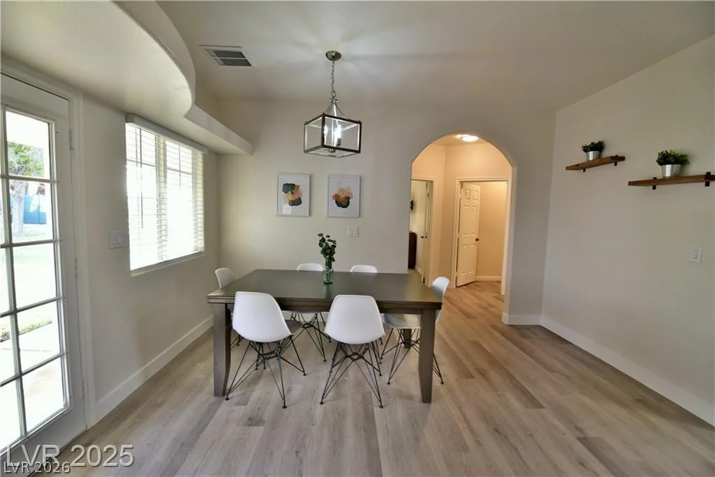 2926 Eldorado, Las Vegas, NV 89120