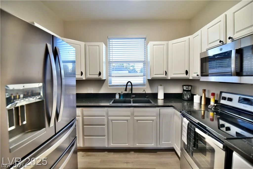 2926 Eldorado, Las Vegas, NV 89120