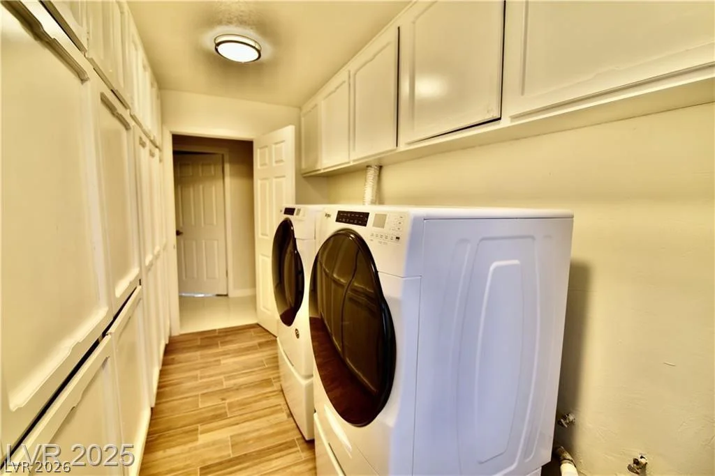 2926 Eldorado, Las Vegas, NV 89120