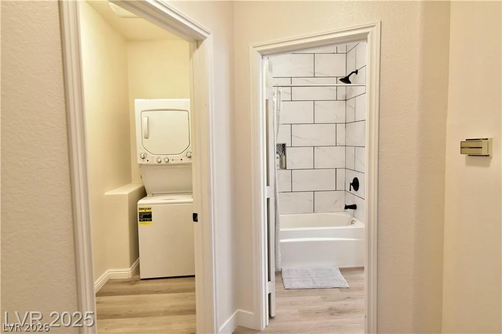 2926 Eldorado, Las Vegas, NV 89120