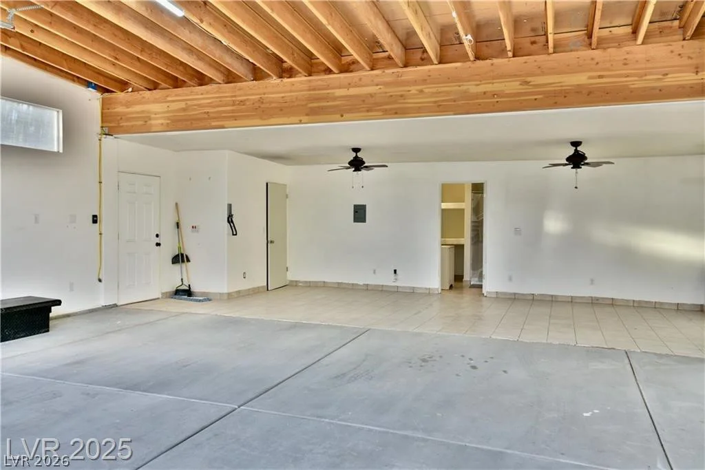 2926 Eldorado, Las Vegas, NV 89120
