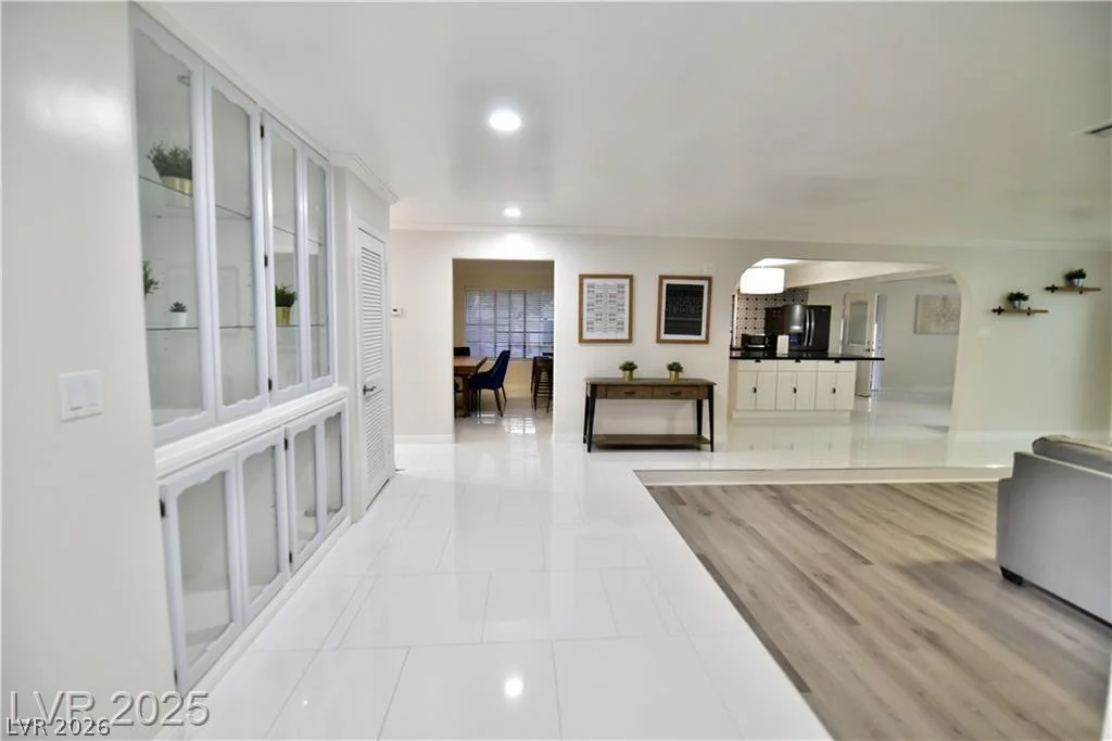 2926 Eldorado, Las Vegas, NV 89120