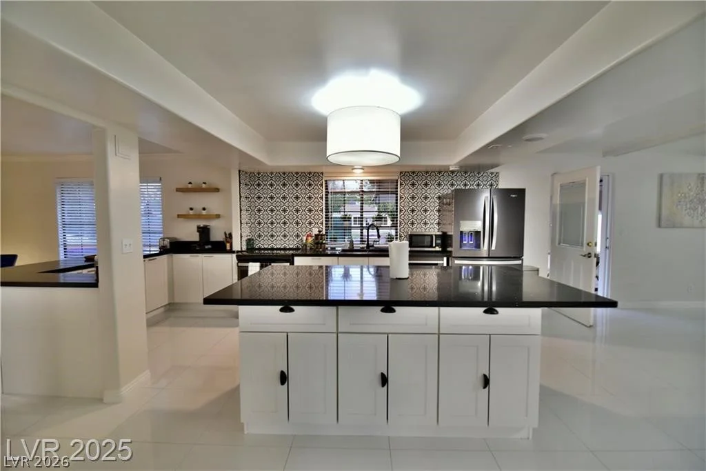 2926 Eldorado, Las Vegas, NV 89120
