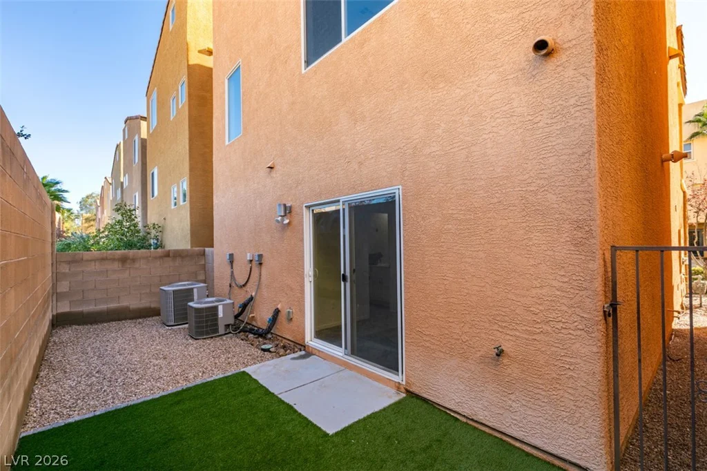 9382 Brigham, Las Vegas, NV 89178