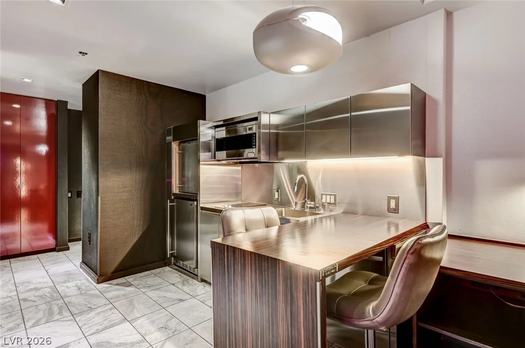 4381 Flamingo, Las Vegas, NV 89103