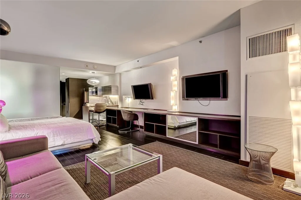 4381 Flamingo, Las Vegas, NV 89103