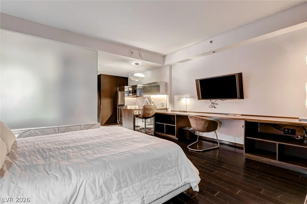 4381 Flamingo, Las Vegas, NV 89103