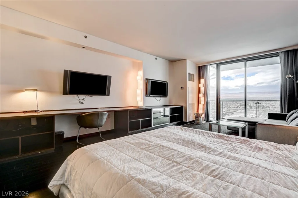 4381 Flamingo, Las Vegas, NV 89103
