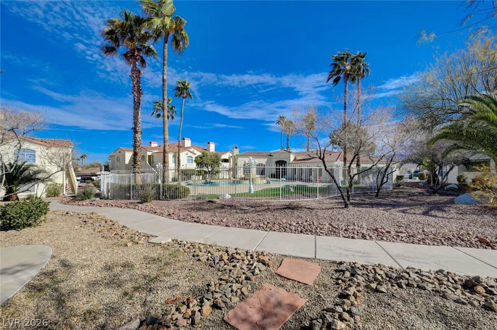 698 Racetrack, Henderson, NV 89015