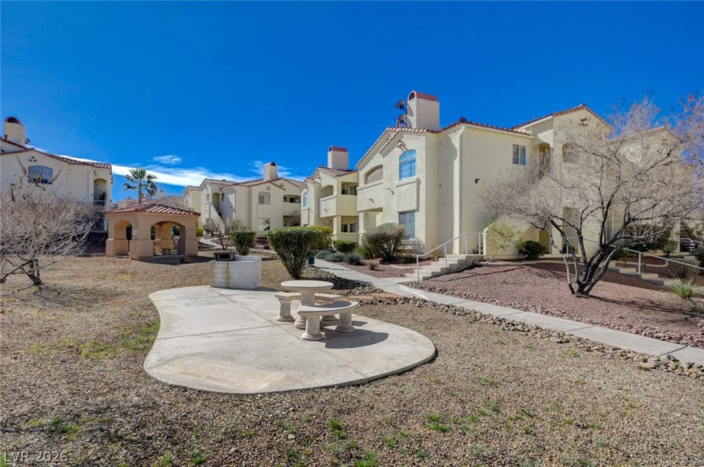 698 Racetrack, Henderson, NV 89015