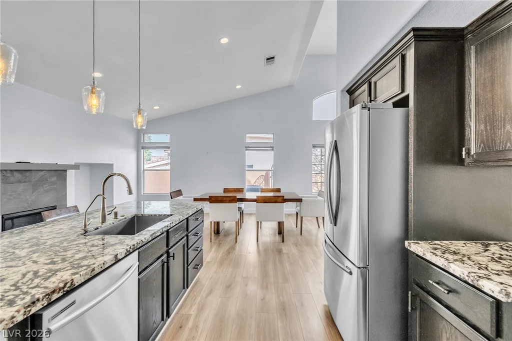 8324 Sedona Sunrise, Las Vegas, NV 89128