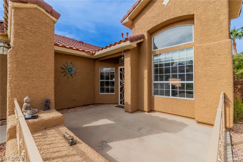 8324 Sedona Sunrise, Las Vegas, NV 89128