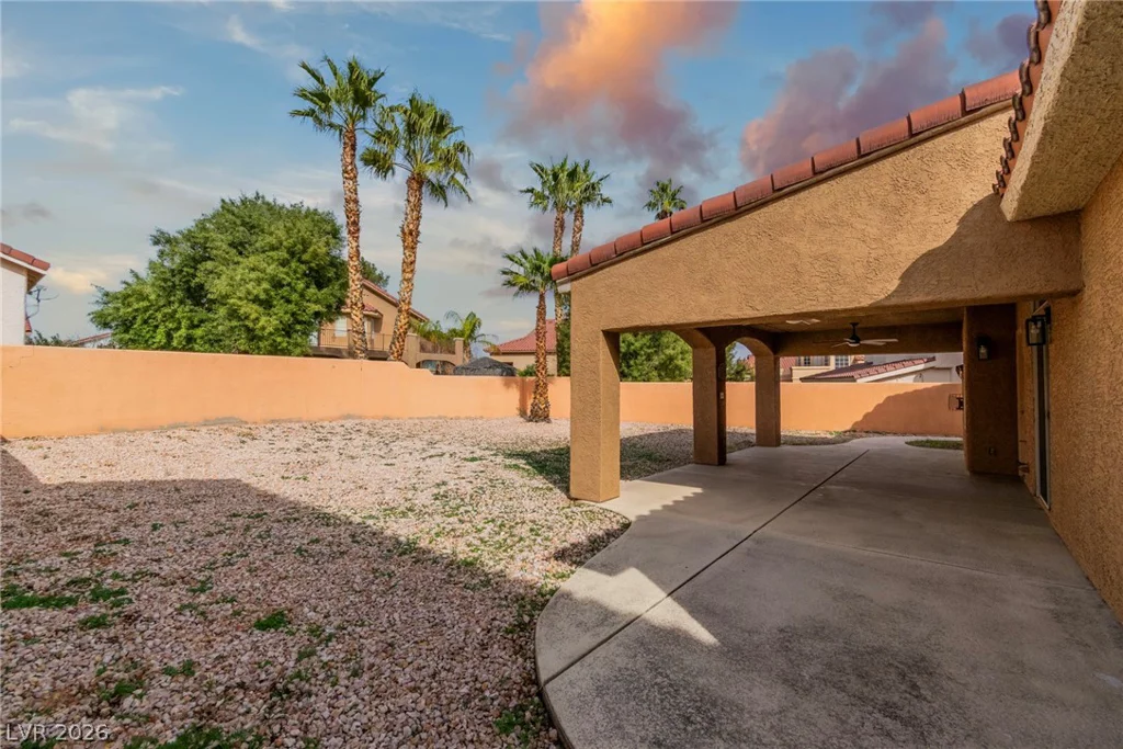 8324 Sedona Sunrise, Las Vegas, NV 89128