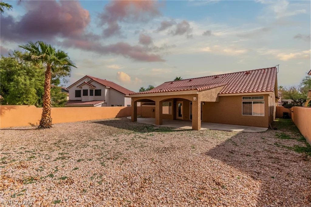 8324 Sedona Sunrise, Las Vegas, NV 89128