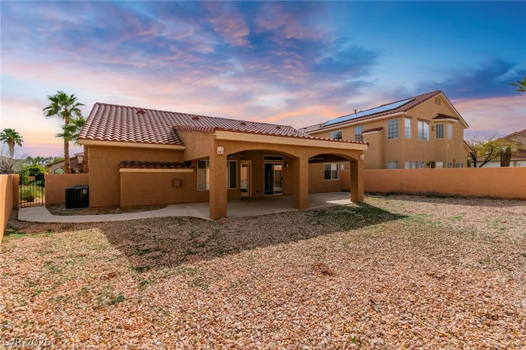 8324 Sedona Sunrise, Las Vegas, NV 89128