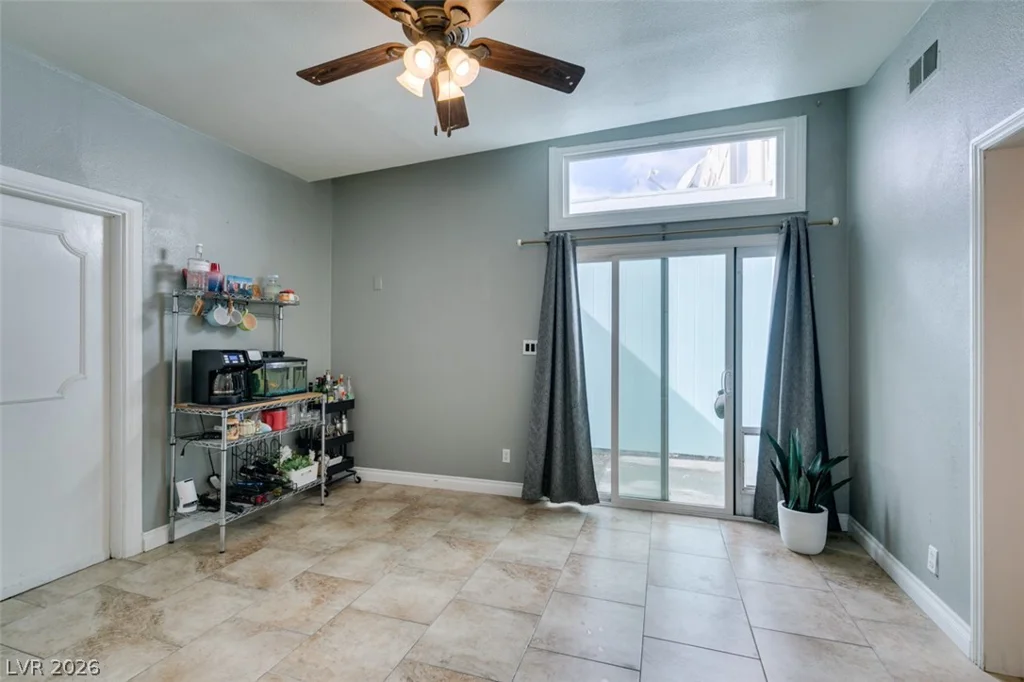 3688 Garden South, Las Vegas, NV 89121
