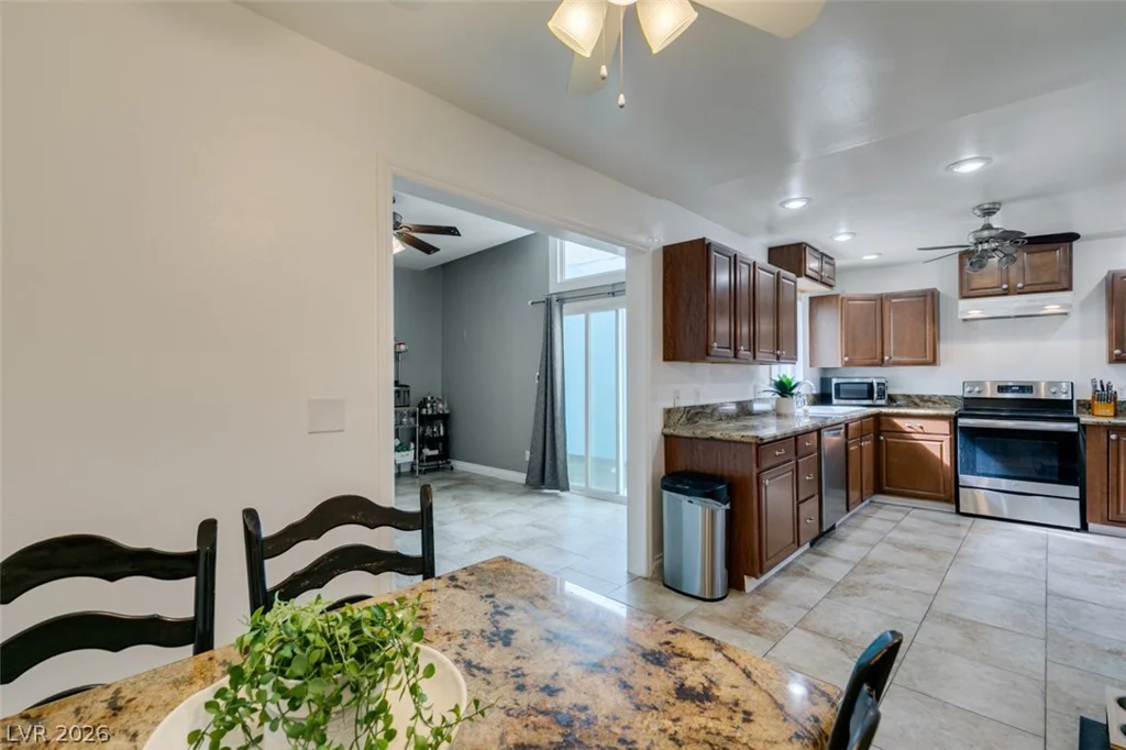 3688 Garden South, Las Vegas, NV 89121