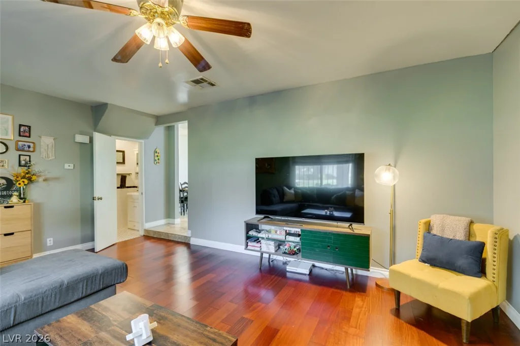 3688 Garden South, Las Vegas, NV 89121