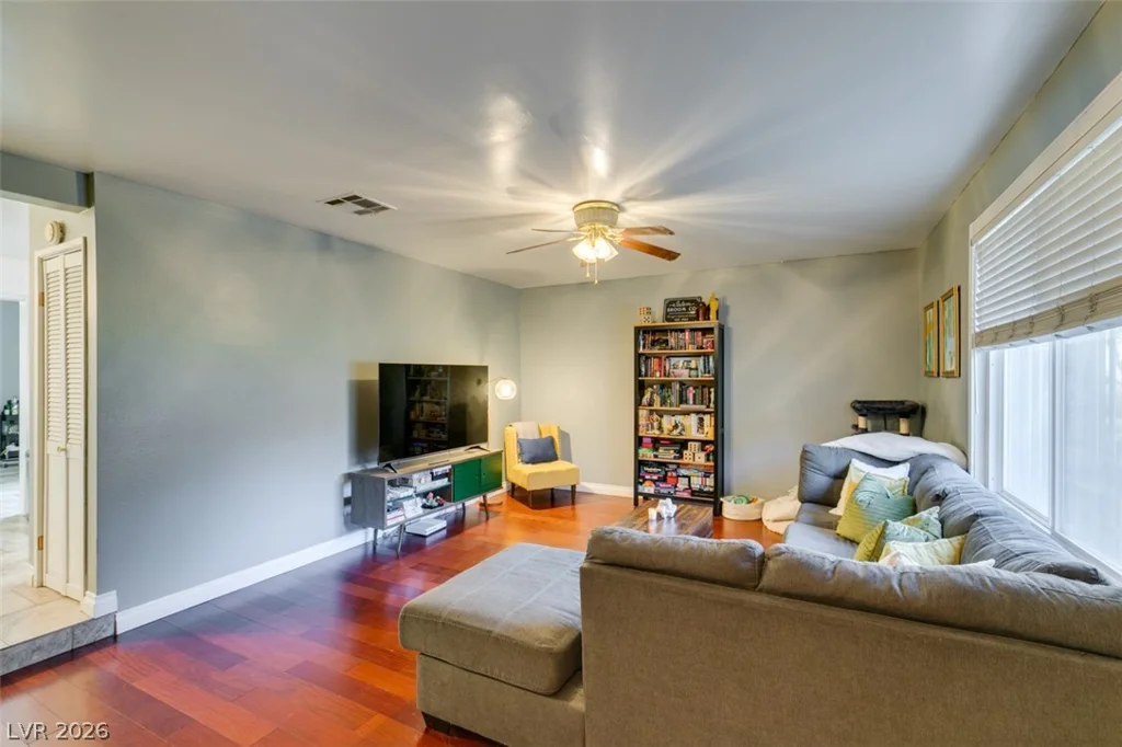 3688 Garden South, Las Vegas, NV 89121