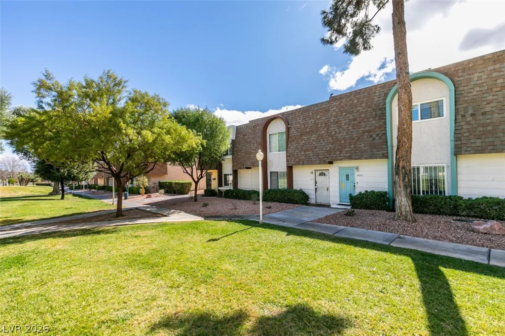 3688 Garden South, Las Vegas, NV 89121