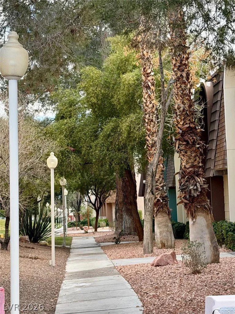 3688 Garden South, Las Vegas, NV 89121