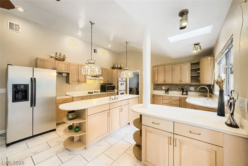 7082 Mira Vista, Las Vegas, NV 89120