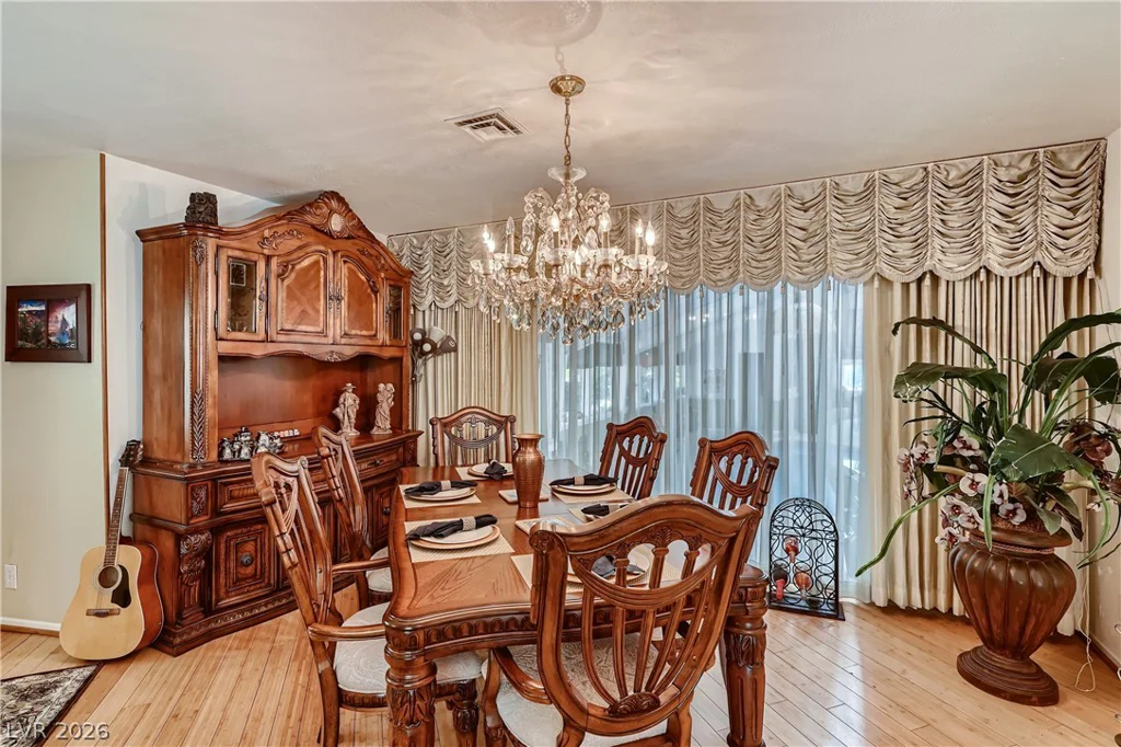 7082 Mira Vista, Las Vegas, NV 89120