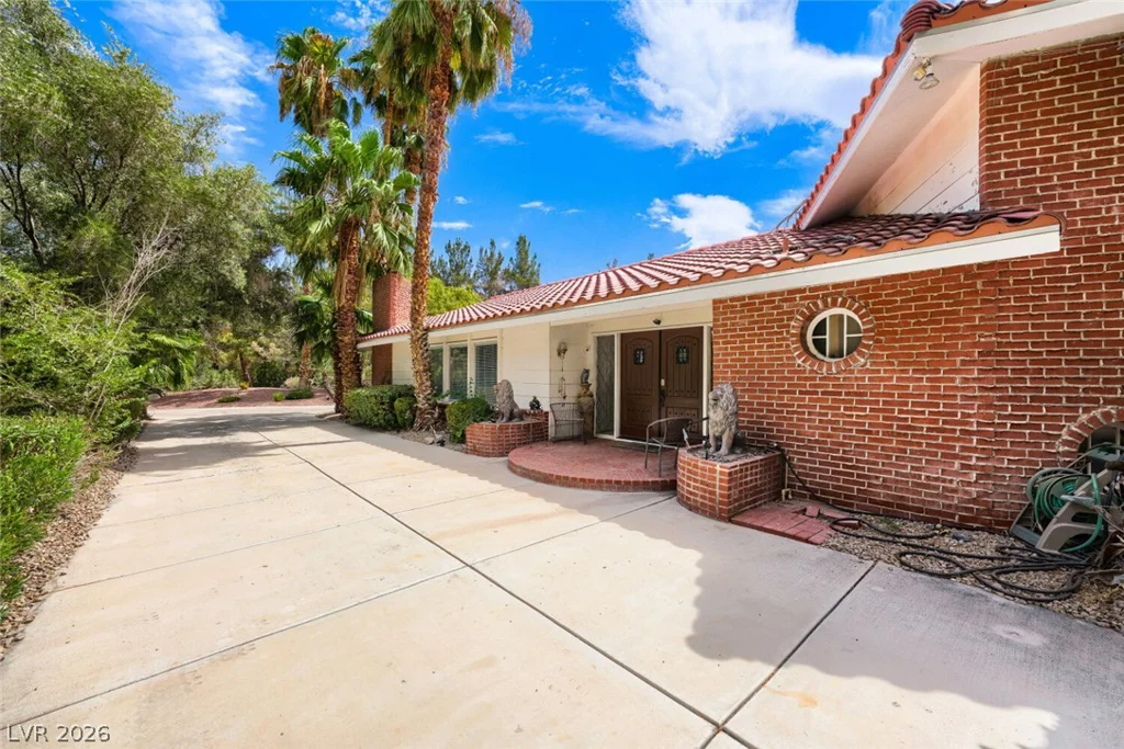 7082 Mira Vista, Las Vegas, NV 89120