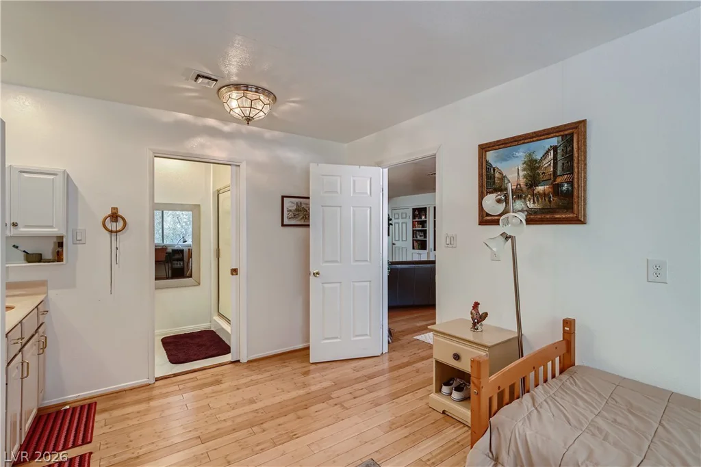 7082 Mira Vista, Las Vegas, NV 89120