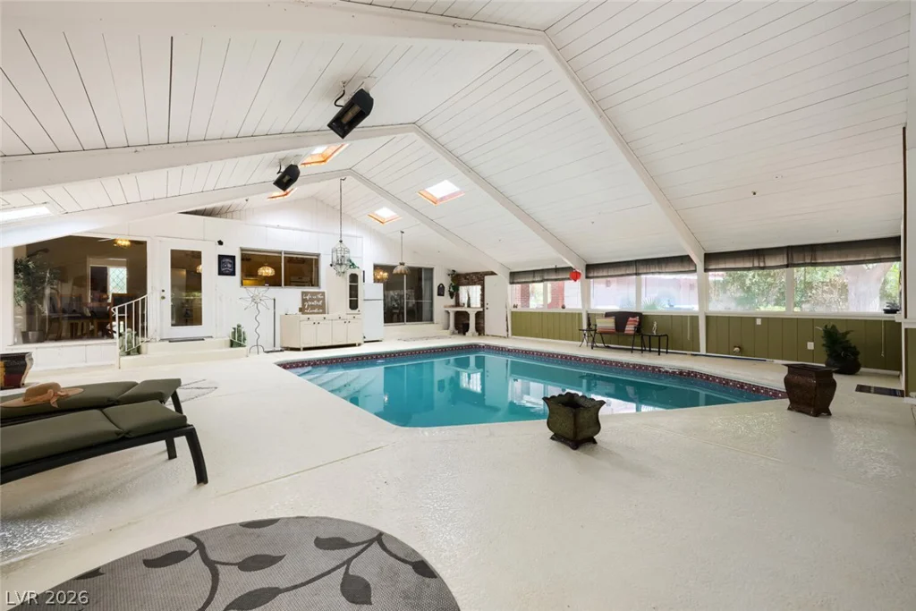 7082 Mira Vista, Las Vegas, NV 89120