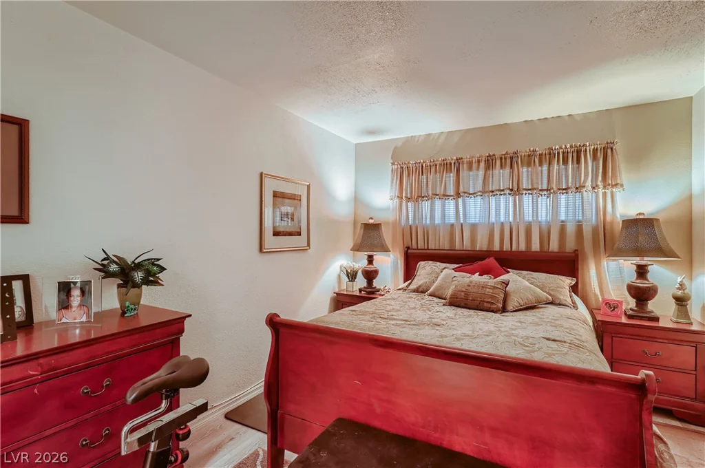 7082 Mira Vista, Las Vegas, NV 89120