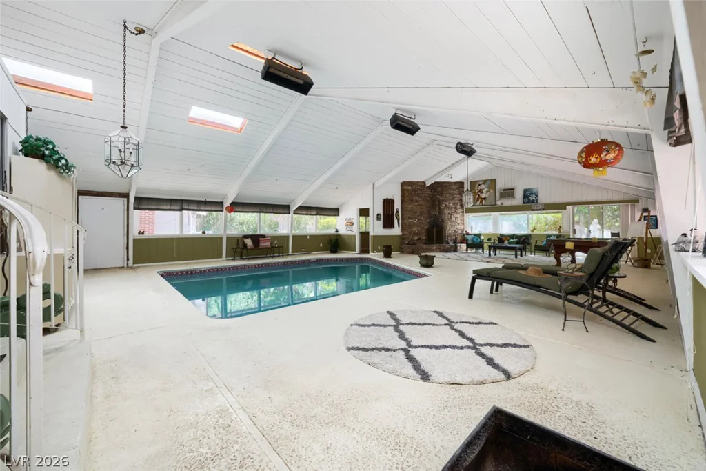 7082 Mira Vista, Las Vegas, NV 89120