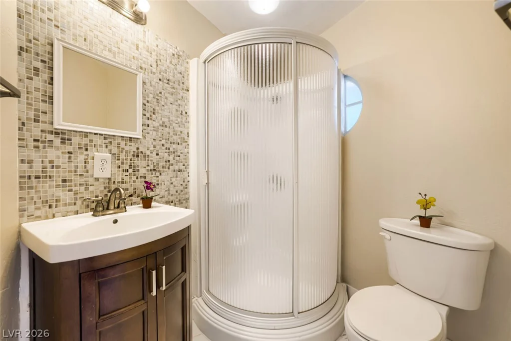 7082 Mira Vista, Las Vegas, NV 89120